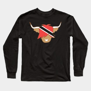 Highland cow with Trinidad and tobago flag Long Sleeve T-Shirt